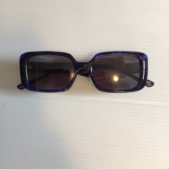 NEW! Le Specs rectangular Sunnies